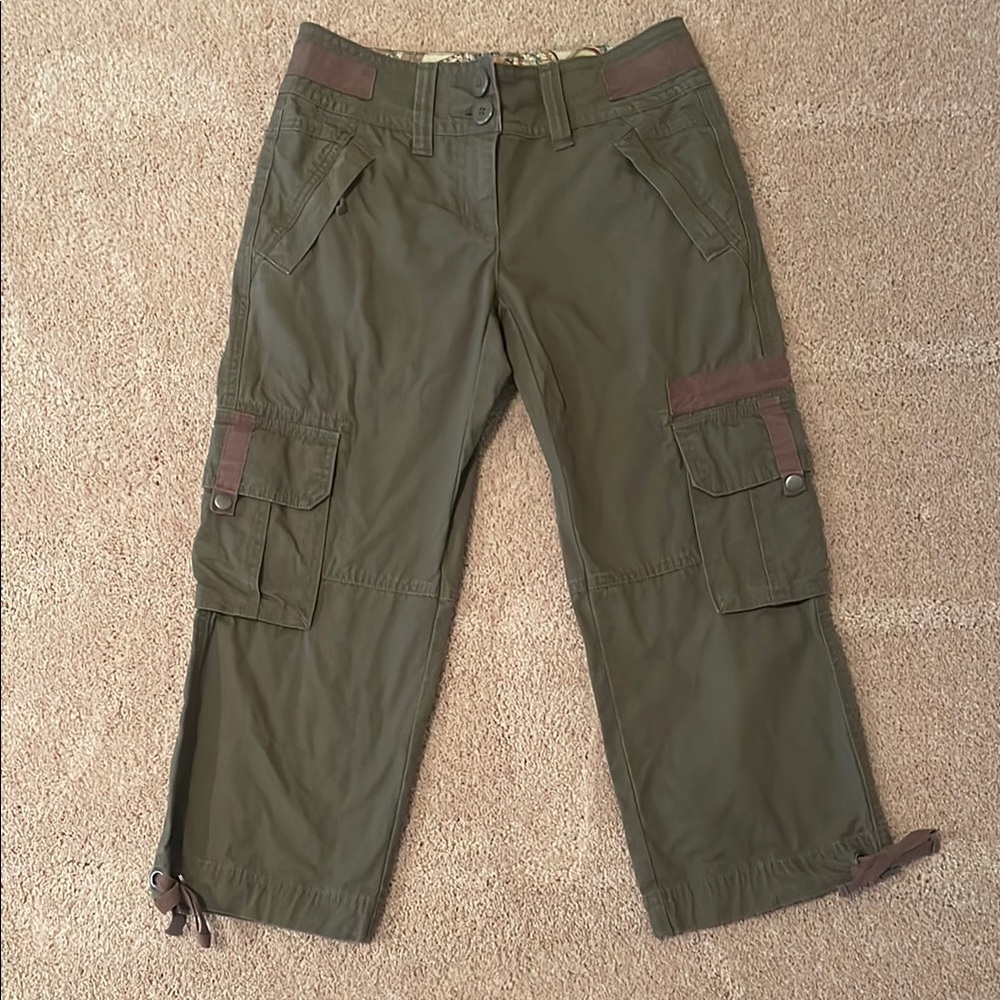 CAbi brown cargo capris, size 2, gently worn